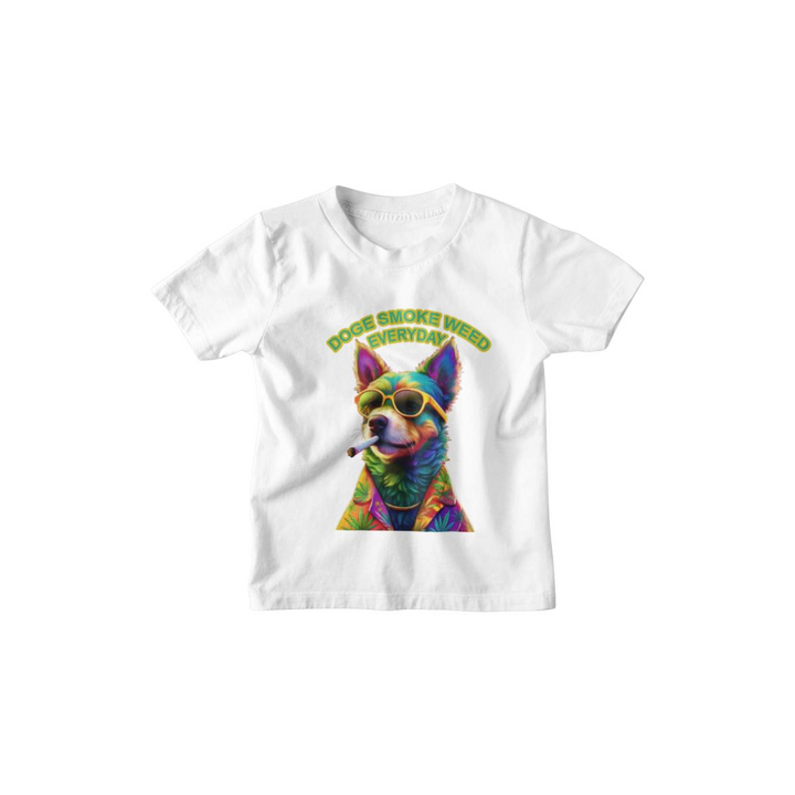 Kinder T-Shirt Dog smokes weed everyday
