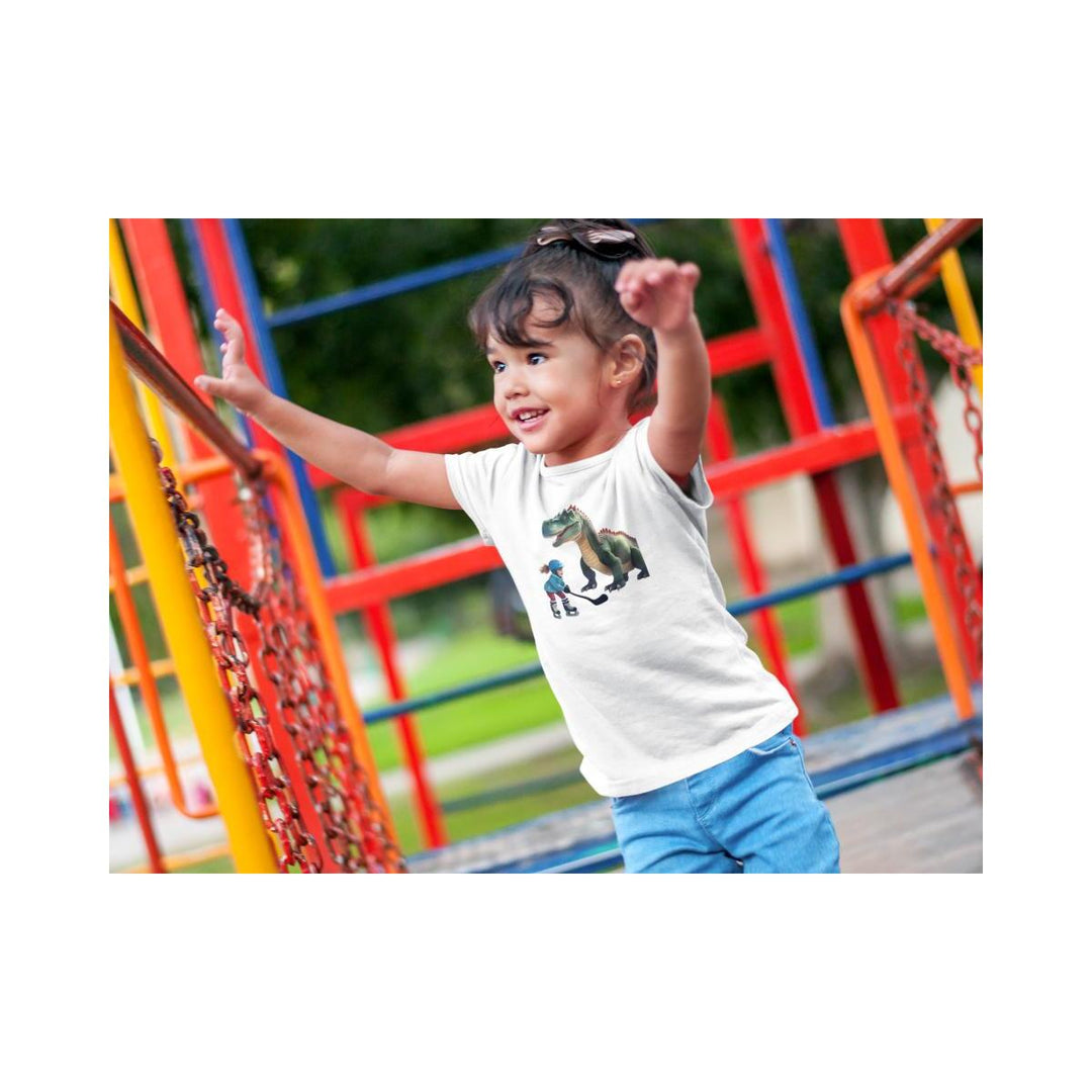 Kinder T-Shirt Mädchen spielt Eishockey mit Dino