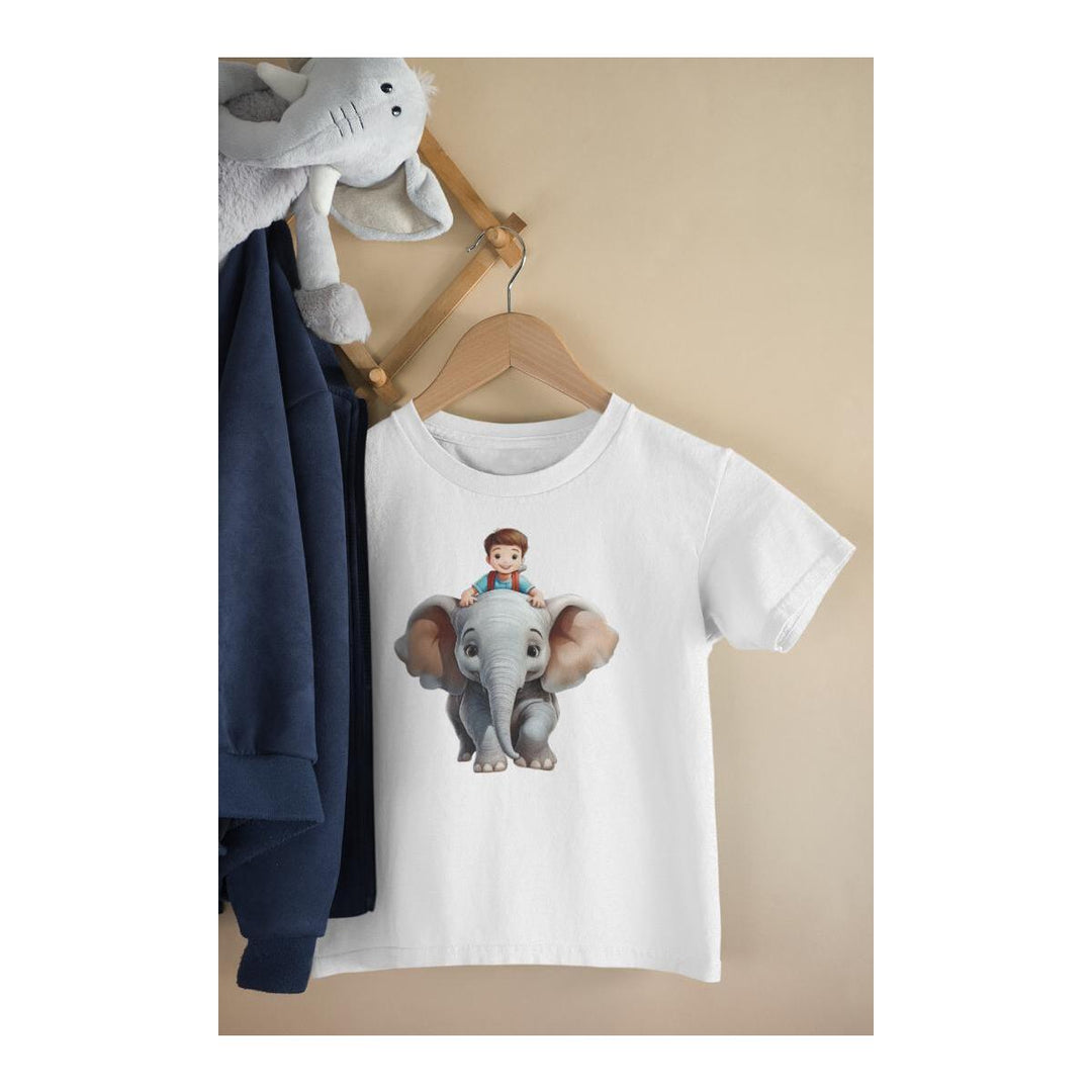 Kinder T-Shirt süsser Junge auf Elefant