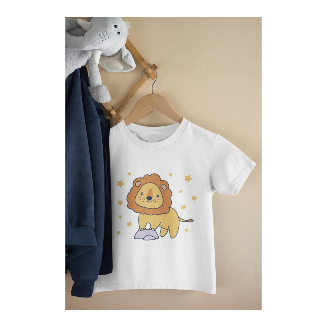 Kinder T-Shirt Kleiner Löwe auf Stein