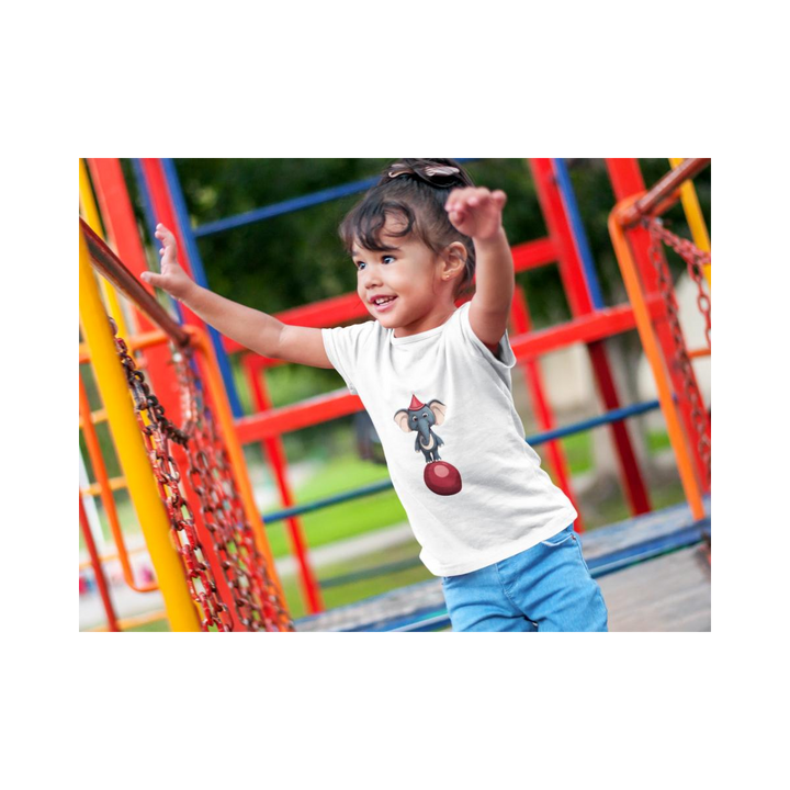 Kinder T-Shirt Zirkus Elefant auf Ball